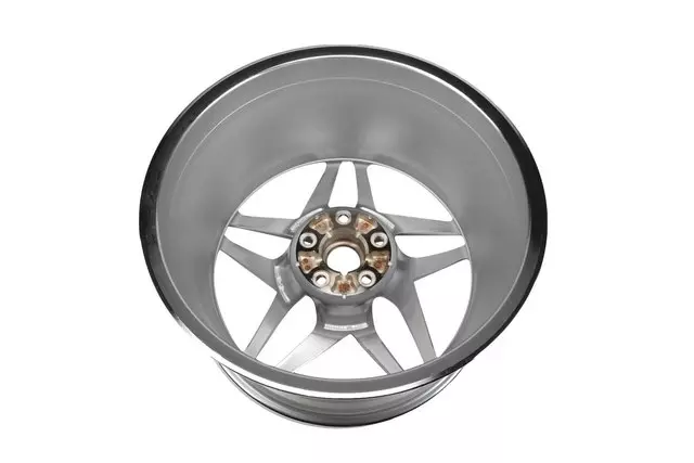 19x10.5-Inch Chrome Aluminum Wheel - GM (23249227)