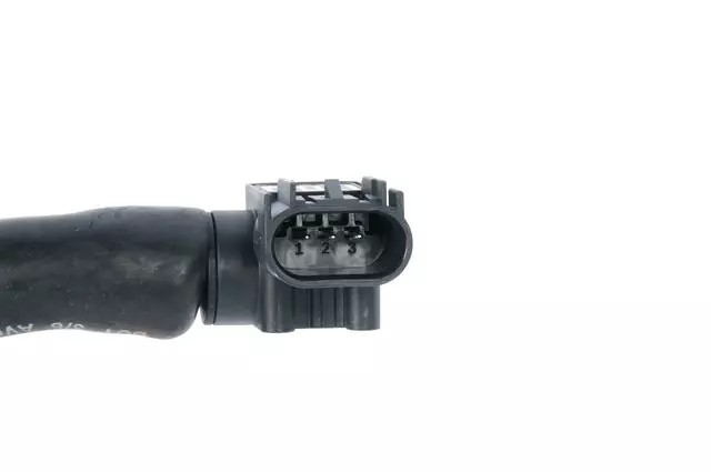 1761811 - Body: ACDelcoâ„¢ Vacuum Hose for Cadillac: ATS Image