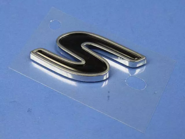 Nameplate, Right - Mopar (68089475AA)