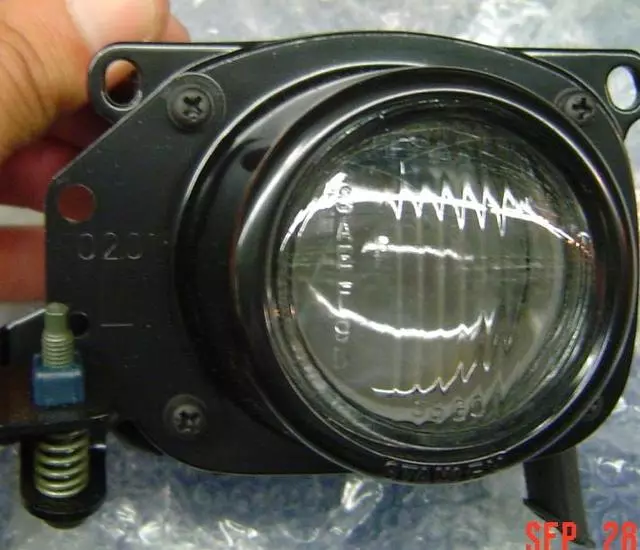 Lens & Housing - Toyota (81221-35030)