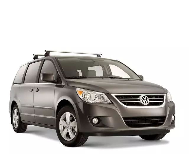 Base Carrier Bars - Routan W/O Factory Rails - Volkswagen (7B0-071-126)