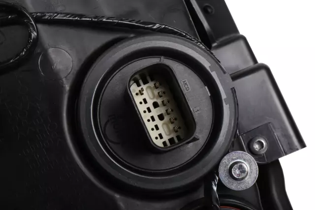 Driver Side Headlamp Assembly - GM (23236355)