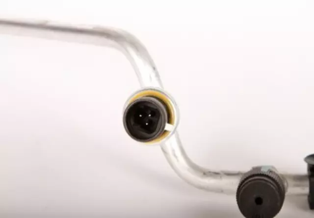 Air Conditioning Evaporator Front Thermal Expansion Valve Tube - GM (22759527)