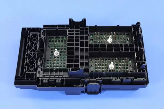 Intelligent Power Power Distribution Center, Us, Canada, Mexico - Mopar (68264530AF)