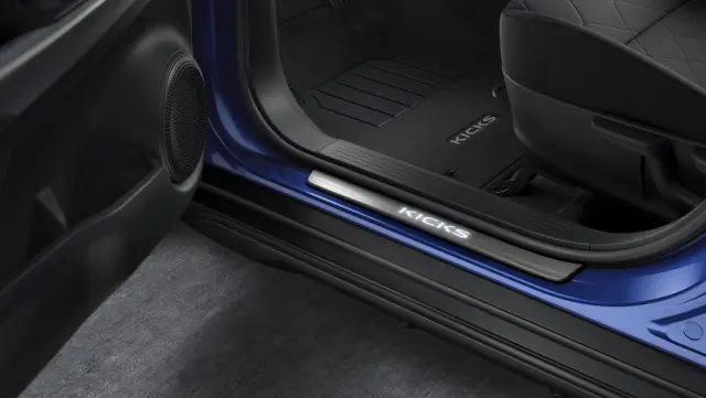 Illuminated Kick Plates - Nissan (T99G6-5RL00)