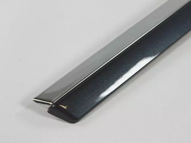 ZW501BLAA - Exterior Ornamentation: Sliding Door Molding, Right for Mopar Image image