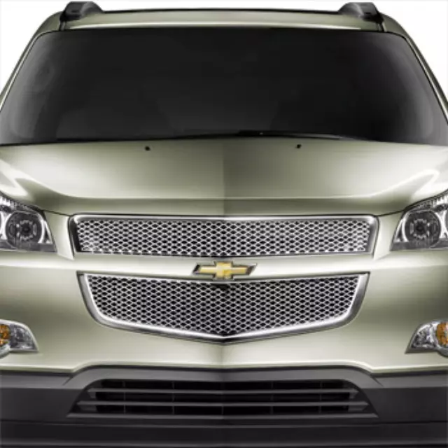 19258215 - Exterior: Grille - Bright Chrome W/ Chrome Surround for Chevrolet: Traverse Image