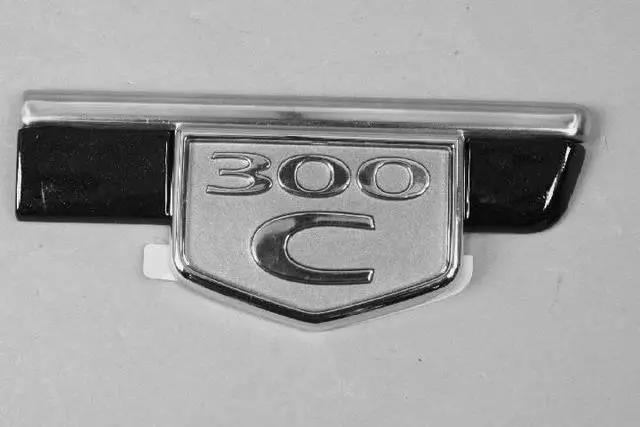 ZH30ARHAD - Exterior Ornamentation: Fender Rear Molding, Right for Chrysler: 300 Image