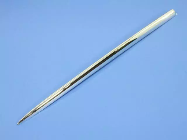 5303507AA - Exterior Ornamentation: Front Door Molding for Chrysler: PT Cruiser Image