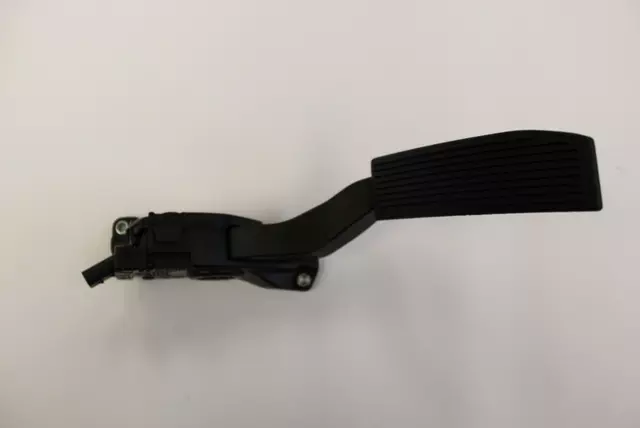 Accelerator Pedal - Mopar (53013904AE)