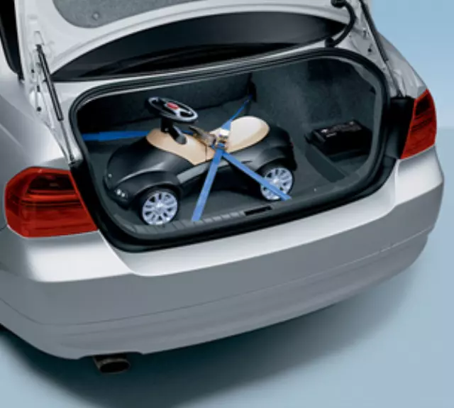 51470010557 - Body: Cargo Net for BMW: 740i, 740Ld xDrive, 740Li, 740Li xDrive, 750i, 750i xDrive, 750Li, 750Li xDrive, 760Li, M5 Image