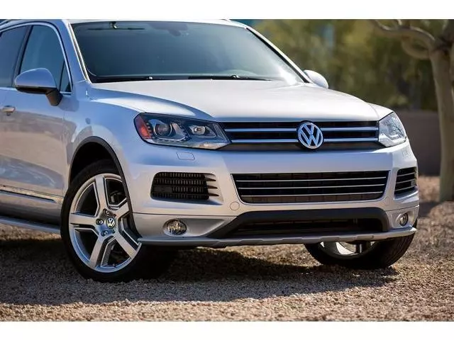 Under-Ride Guard - Front - Volkswagen (7P0-071-608-96D)