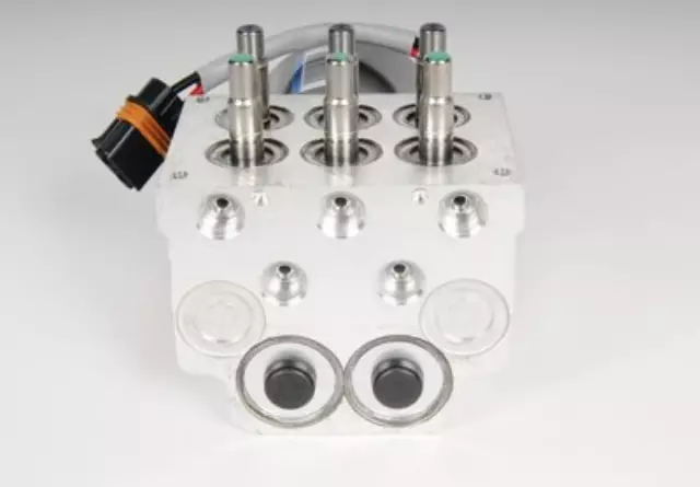 88935864 - Brakes: Modulator Valve for Chevrolet: Silverado 2500, Silverado 2500 HD, Silverado 3500, Suburban 1500, Suburban 2500 | GMC: Sierra 2500, Sierra 2500 HD, Sierra 3500 Image