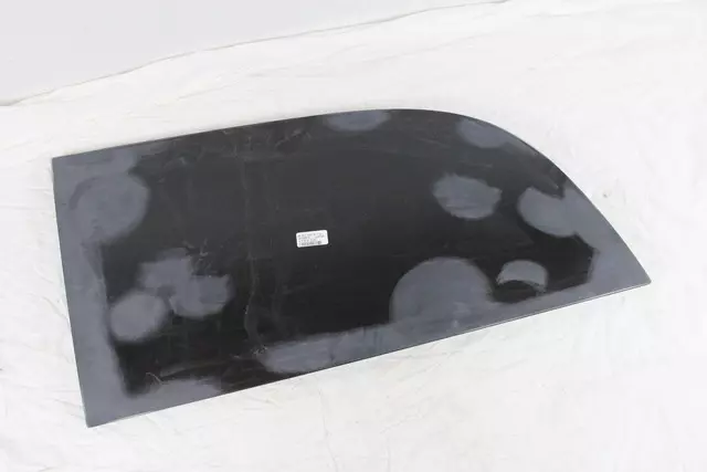 Filler Panel, Left - Mopar (1WJ39TZZAA)