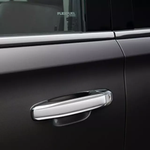 84713664 - : Door Handles, Chrome for GM Image