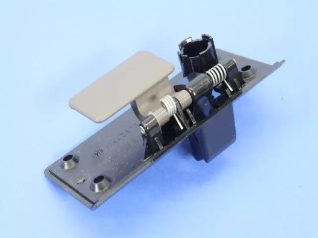Glovebox Latch - Mopar (GL62WL8)