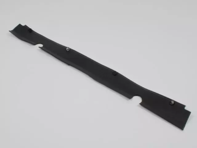 Radiator Side Air Seal, Right - Mopar (5143026AA)