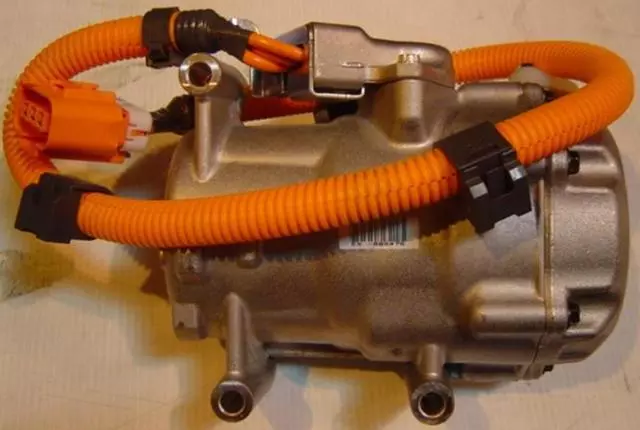 Compressor - Toyota (88370-47010)