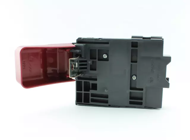 Block Assembly,  Fusible Link - Toyota (82620-42040)
