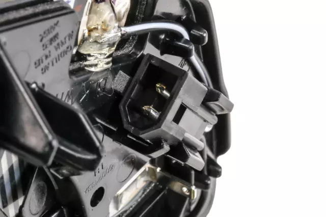 23177535 - Body: Mirror Glass for Cadillac: ATS, CT4, CT5, CT6, CTS Image