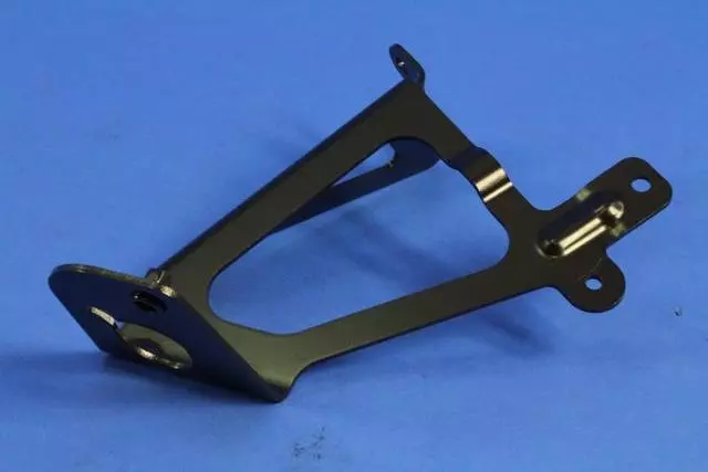 Cross-Member Bracket, Left - Alfa Romeo (68250429AA)