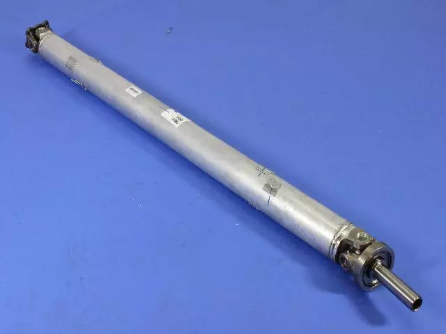 52123129AE - Rear Axle; American Axle 292 MM Single Rear Wheel; Differential and Drive Line: Drive Shaft for Dodge: Ram 2500 | Ram: 2500 Image