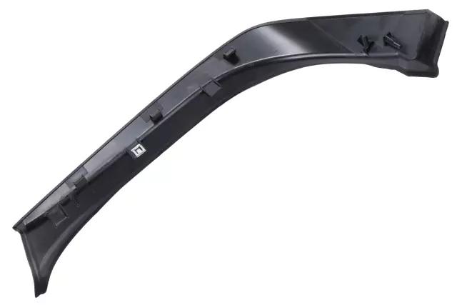 Part# 23305564 Passenger Side Quarter Panel Tail Lamp Upper Molding - GM (23305564)