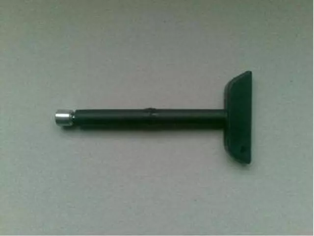 8R0071712F - : Torque Wrench for Audi: A3, A3 Quattro, A3 Sportback e-tron, A4 Quattro, A6 Quattro, Q5, RS3, S3, S4, S6 Image