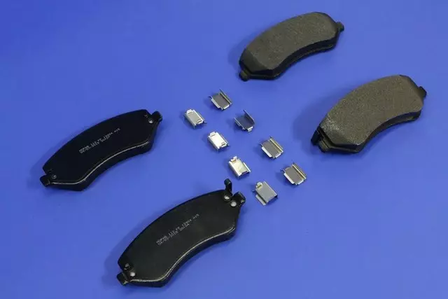 Front Disc Brake Pad Kit - Mopar (V1013984AE)