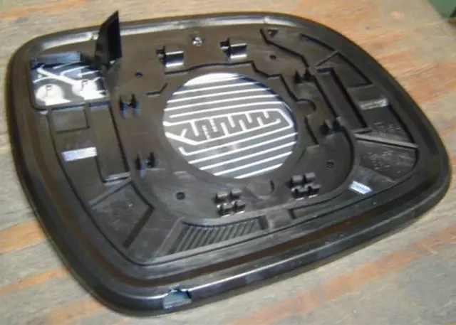 87961AE020 - Body: Mirror Glass for Toyota: Sienna Image