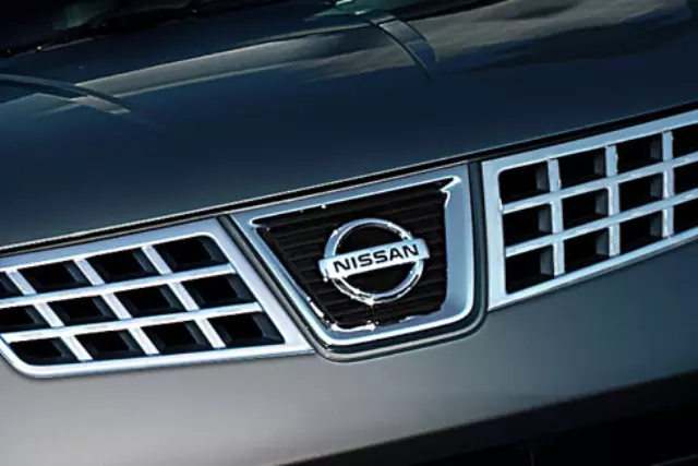 Grille, Finisher - Nissan (F2310-JM00A)