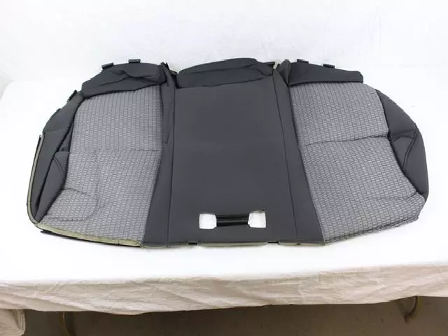 1JH331DVAA - : Rear Seat Cushion Cover for Jeep: Grand Cherokee Image