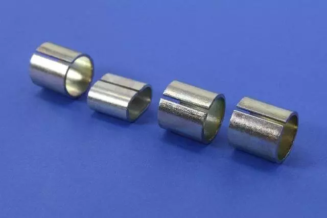 Insert - Mopar (68096452AA)