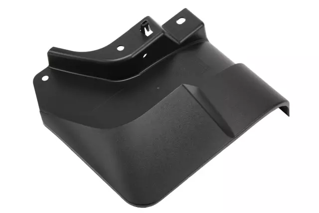 84124455 - Body: Deflector for GMC: Sierra 1500, Sierra 1500 Limited, Sierra 2500 HD, Sierra 3500 HD Image