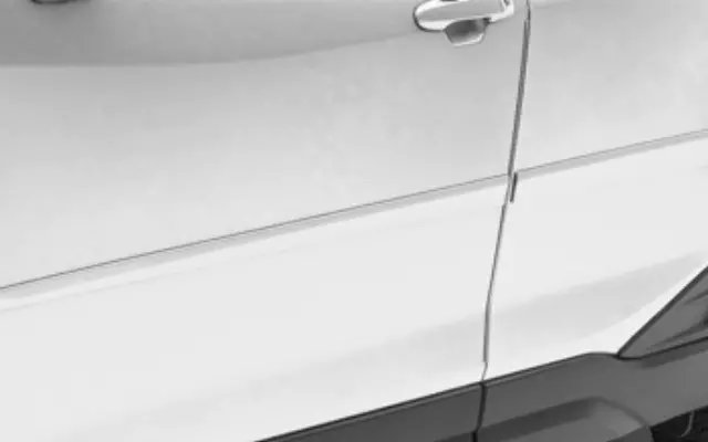 J101SSJ201W6 - Exterior: Body Side Molding Kit - Crystal White Pearl for Subaru: Forester Image