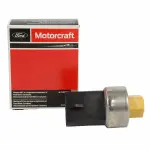 YH552 - : Motorcraft™ HVAC Pressure Switch for Ford: Aerostar, Bronco, Contour, Crown Victoria, E-150 Econoline, E-150 Econoline Club Wagon, E-250 Econoline, E-350 Econoline, E-350 Econoline Club Wagon, Econoline Super Duty, Escort, Explorer, F-150, F-250, F-350, F-Super Duty, Mustang, Probe, Ranger, Taurus, Tempo, Thunderbird, Windstar | Lincoln: Continental, Mark VIII, Town Car | Mercury: Cougar, Grand Marquis, Mystique, Sable, Topaz, Tracer, Villager Image