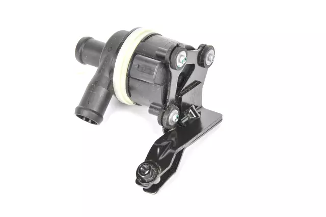 23251656 - : 2016-2018 GM - Auxiliary Water Pump for GM Image