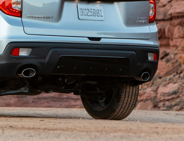 71508TGSA10 - Body: Gloss Black Bumper Garnish for Honda: Passport Image