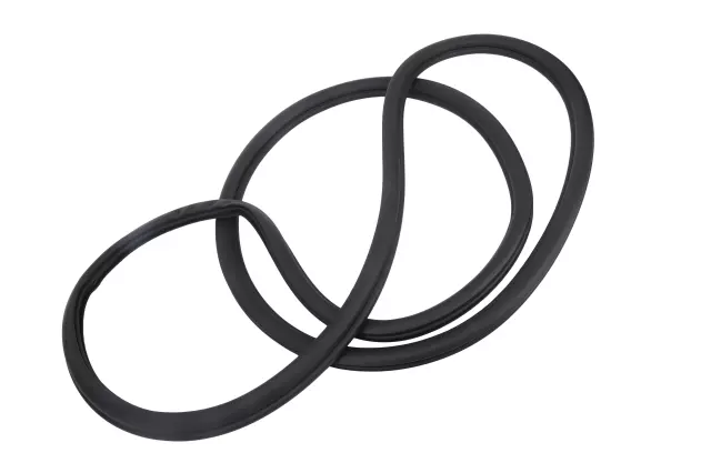 84655163 - Body: Weather-strip On Body for Chevrolet: Silverado 2500 HD, Silverado 3500 HD | GMC: Sierra 2500 HD, Sierra 3500 HD Image