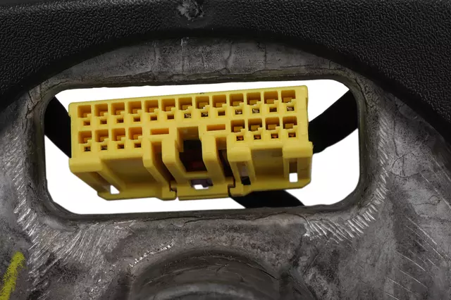 Black Steering Wheel - GM (85105200)