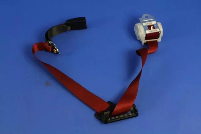 2nd Rear Center Seat Belt - Mopar (68770744AA)
