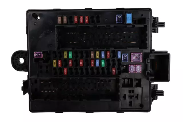 Body Wiring Harness Junction Block - GM (84412832)