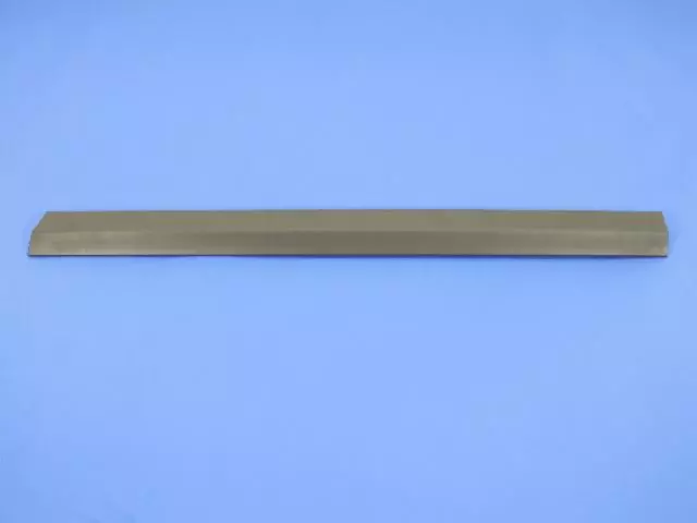 RQ57VF7AA - Body: Upper Molding for Chrysler: Town &amp; Country, Voyager | Dodge: Grand Caravan Image