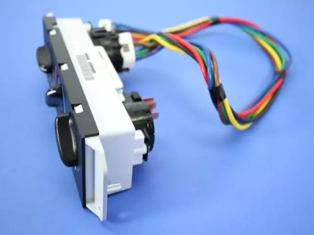A/c And Heater Control - Mopar (55056558AB)