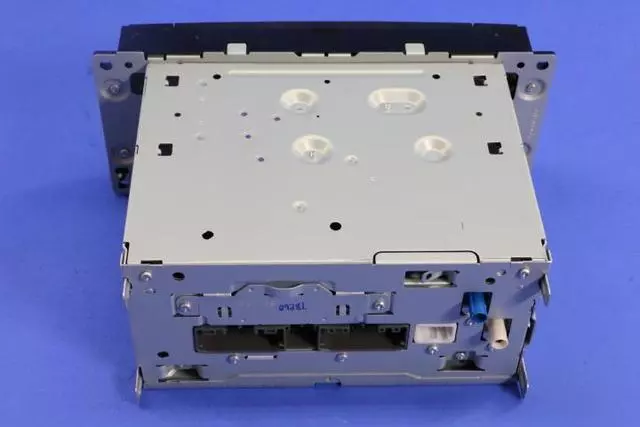 Multi Media Radio - Mopar (68368203AB)