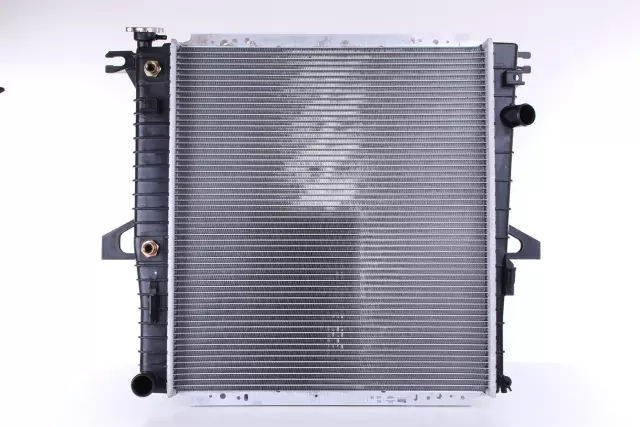 69203 - : Radiator w/Integrated Transmission Oil Cooler for NISSENS Image