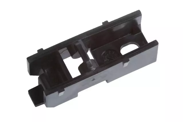 84016559 - Body: Deflector Clip for GM Image