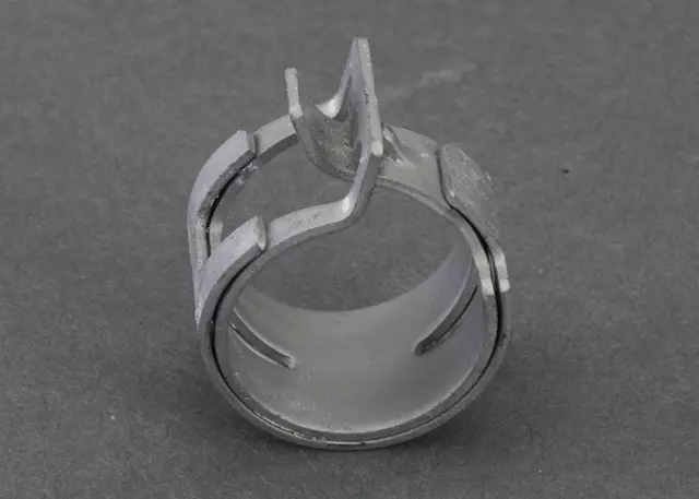 Transmission Oil Cooler Line Clamp - Subaru (909170062)