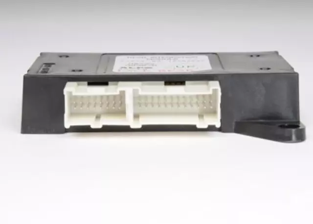 10383937 - Electrical: Body Control Module for Buick: LeSabre | Oldsmobile: Aurora | Pontiac: Bonneville Image