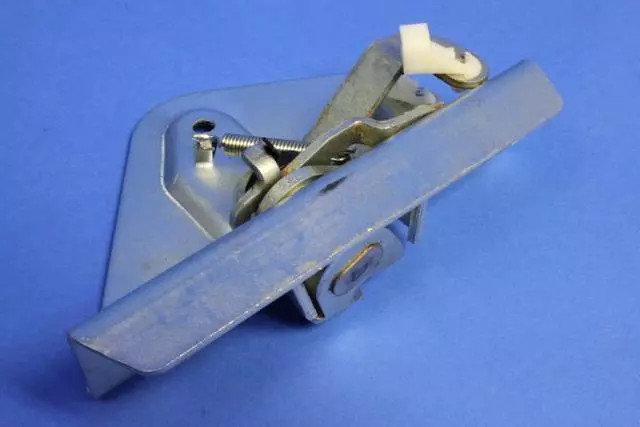 Lock - Mopar (55347099AE)